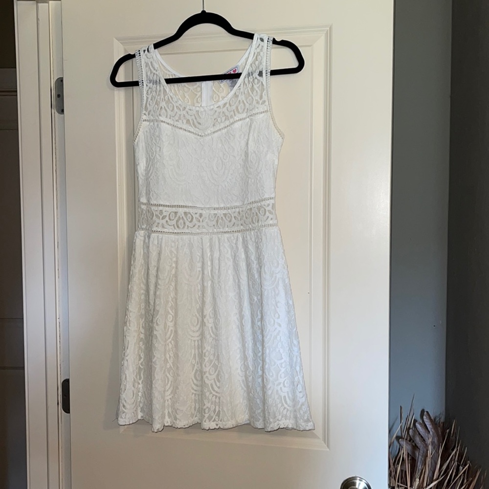 White lace dress size medium
